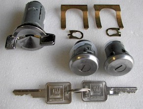 1979-87 Truck 79-91 Suburban, Blazer, Jimmy 82-93 S10 Ignition & Door Lock & Keys